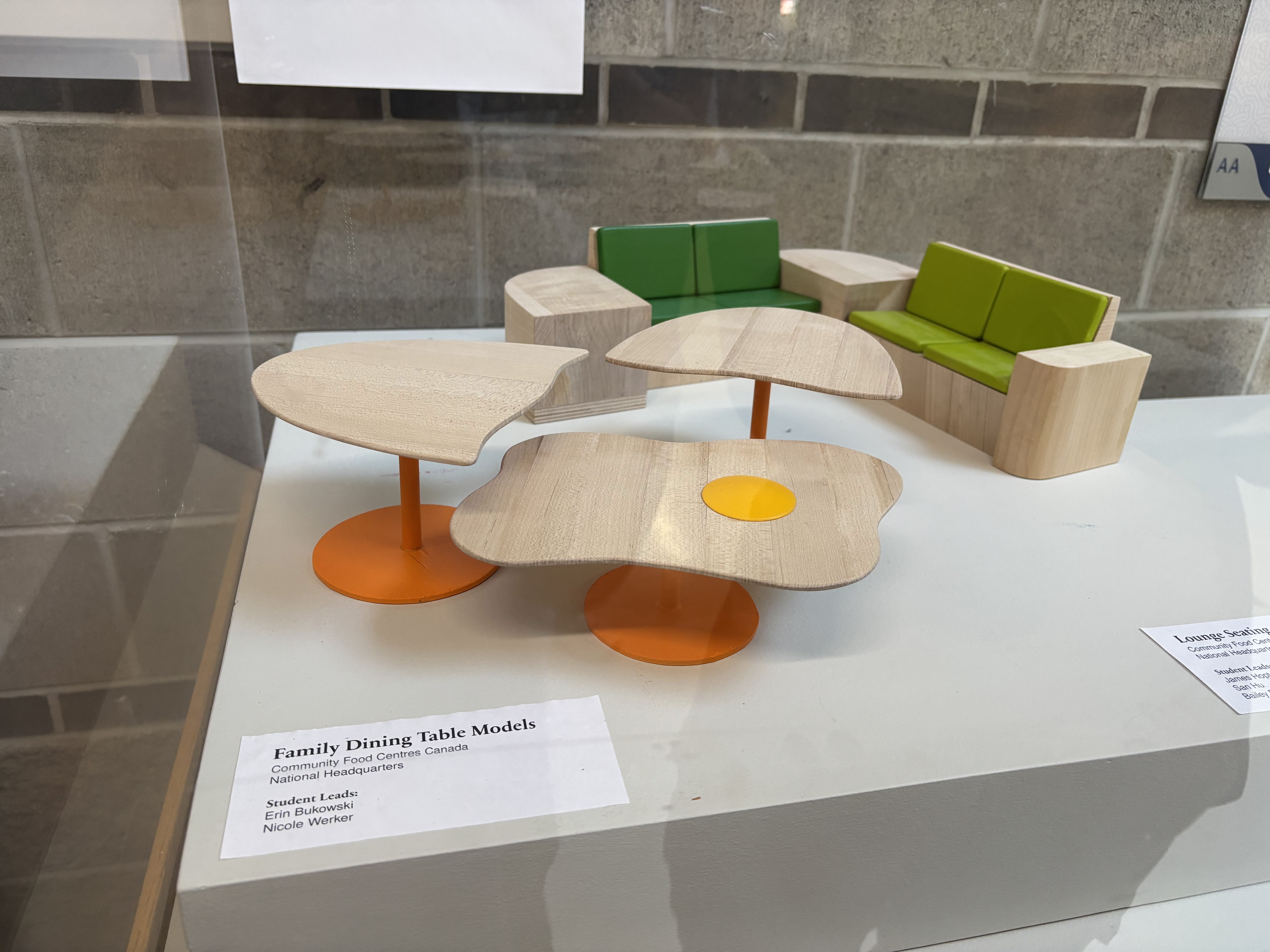 Light wood is the material used for this artwork. The program associated with using them is the Honours Bachelor of Craft and Design (Furniture).